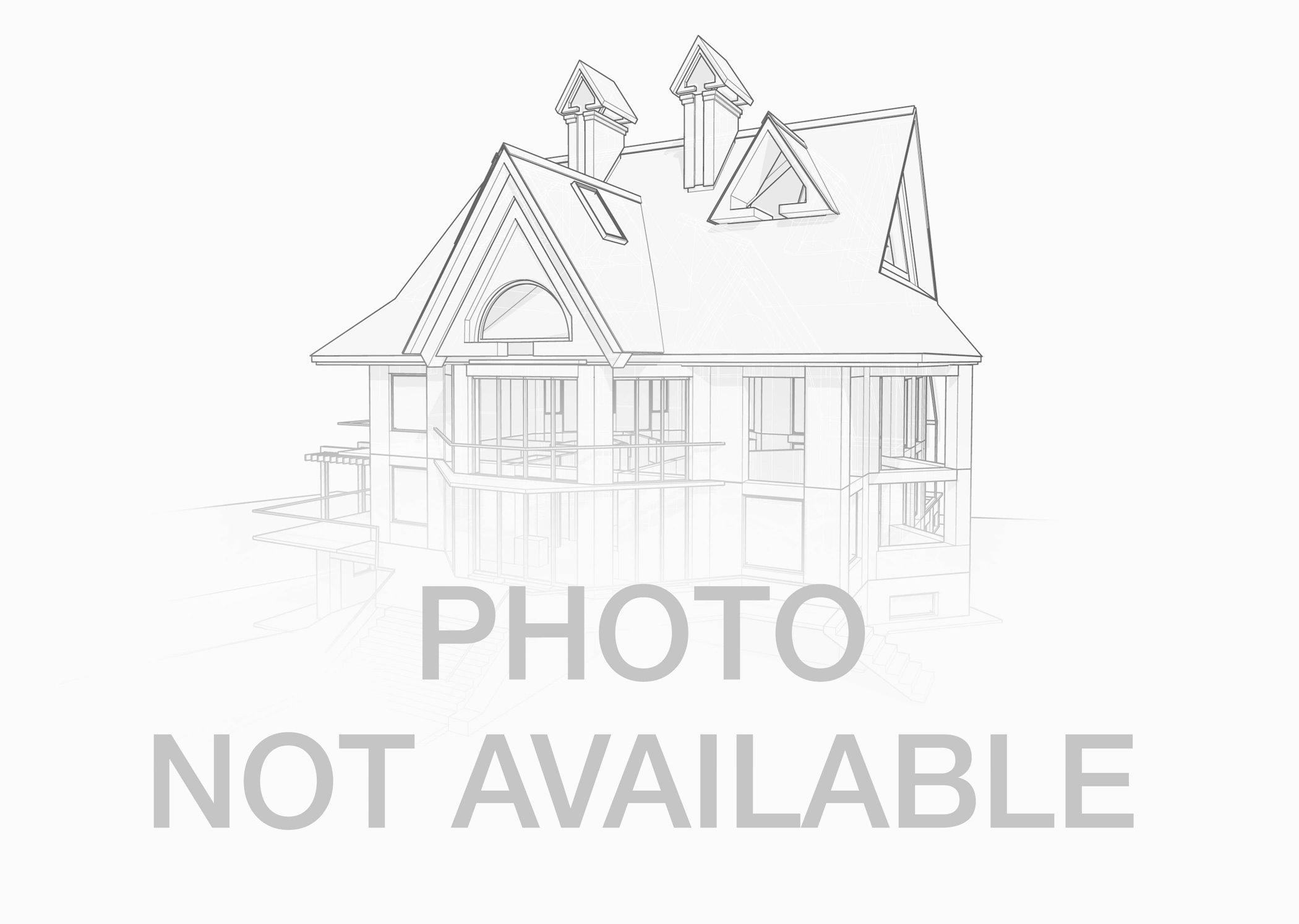 25W712 Chieftain Lane 